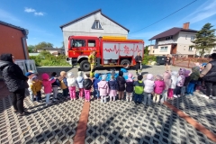 56530677-fa7f-4c5a-94a6-8e4daec621d6